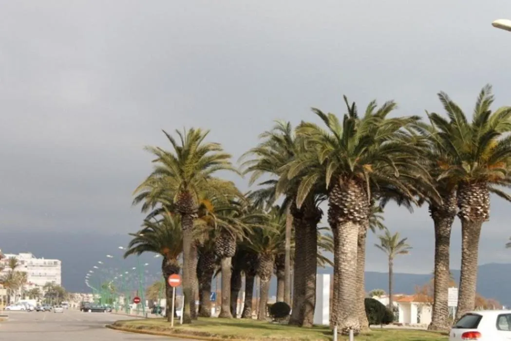 130-Apartamento Con Vistas Al Mar En Empuriabrava-Empurialola