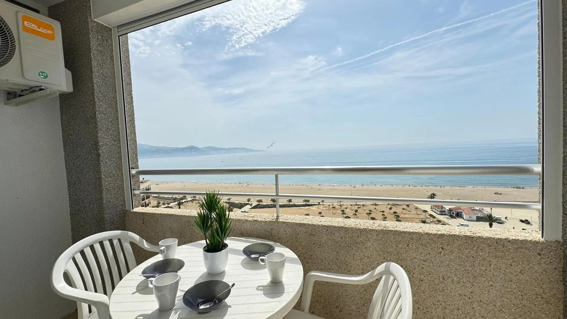 130-Apartamento Con Vistas Al Mar En Empuriabrava-Empurialola ספרד